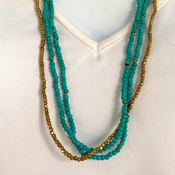 Vintage Jewelry - Vintage artisan crafted turquoise and gold tones beaded necklace